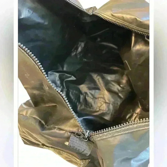 XL DUFFLE BAG - Picture 5 of 12